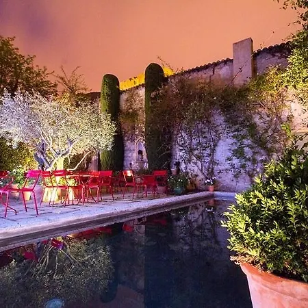 Ξενοδοχείο Les Templiers Aigues-Mortes